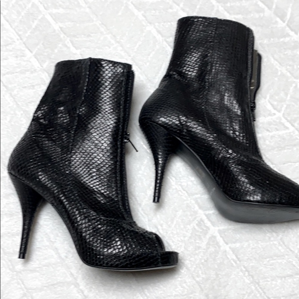 Black Leather Booties, size US:6,5 EU:37
